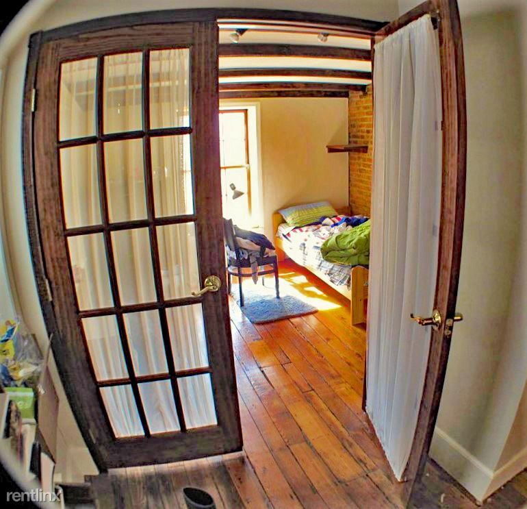 Primary Photo - 3402 Sansom St
