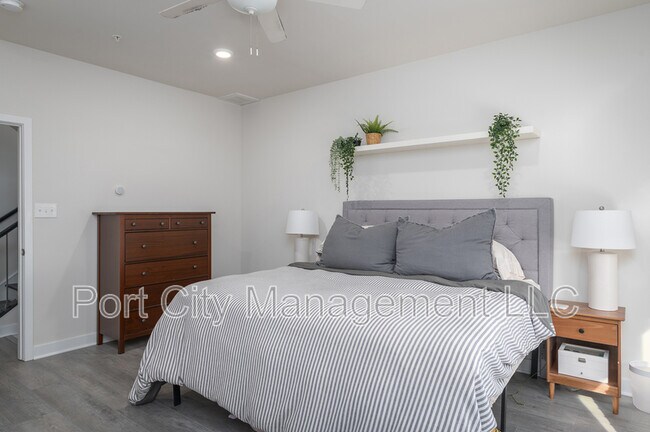 Foto del edificio - 1801 E Chase St