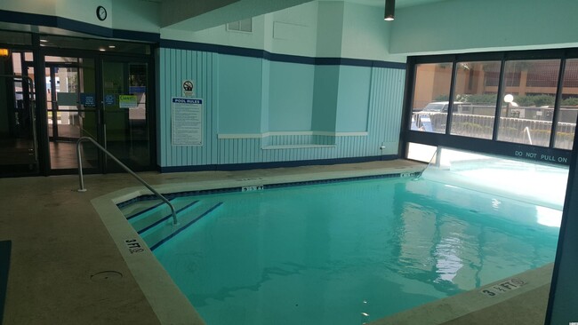 Foto del edificio - 7000 N Ocean Blvd