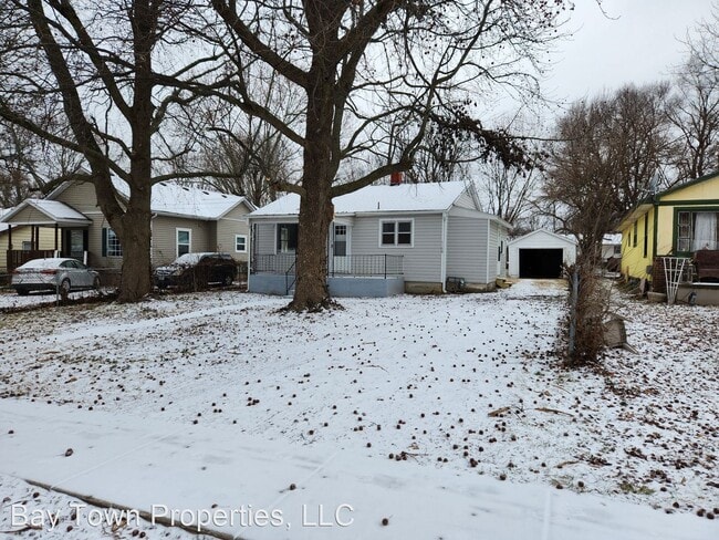 Building Photo - 2 br, 1 bath House - 1109 N Fulbright Ave