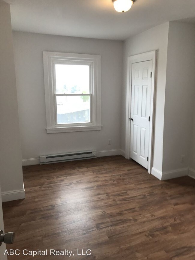 Foto del edificio - 1026 N 46th St