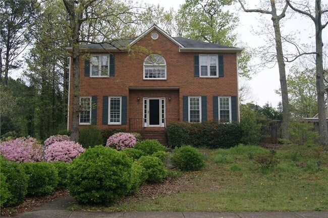 Building Photo - 4005 Regas Dr