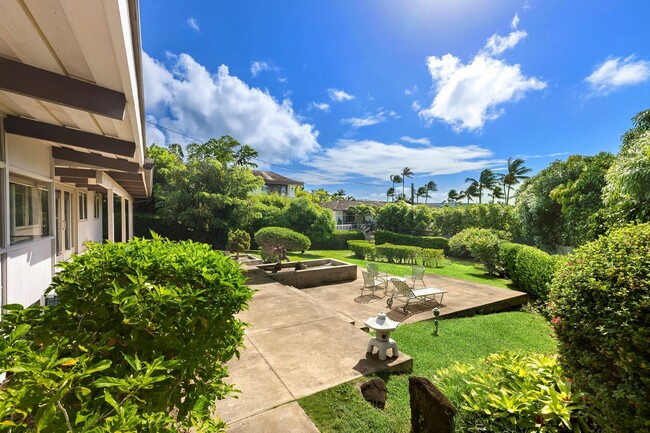 Foto del edificio - Diamond Head Mid-Century Modern Home