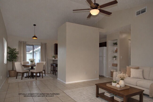 Foto del edificio - 2 bed/1.5 bath duplex off Semoran Blvd