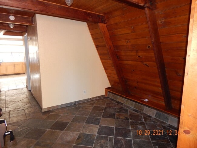 Building Photo - 20150 Manzanita St