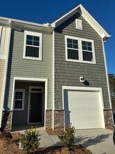 Building Photo - 459 Fran Dr