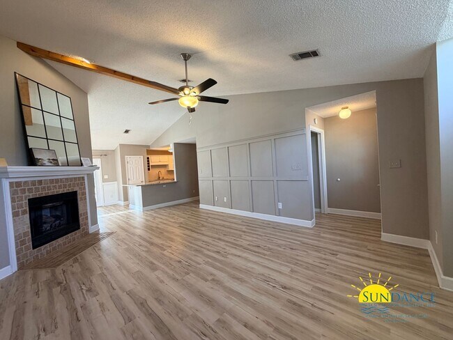 Foto del edificio - Charming Custom Details & Cul-de-Sac Living in Mary Esther!