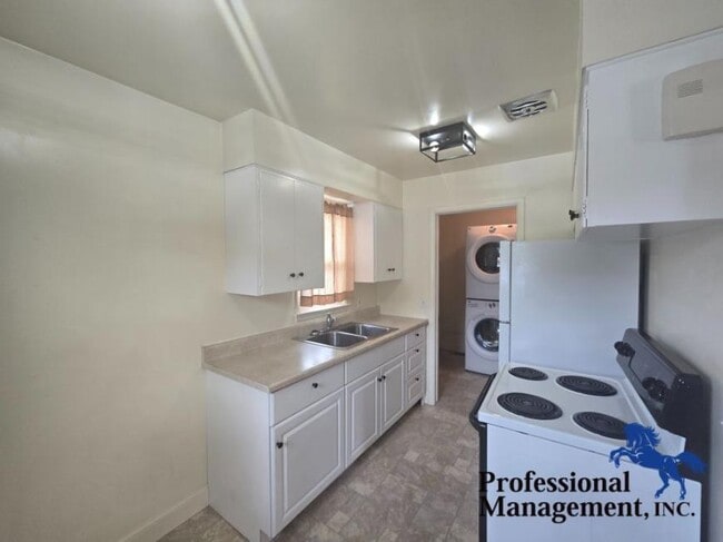 Building Photo - 1 bedroom in Billings MT 59101