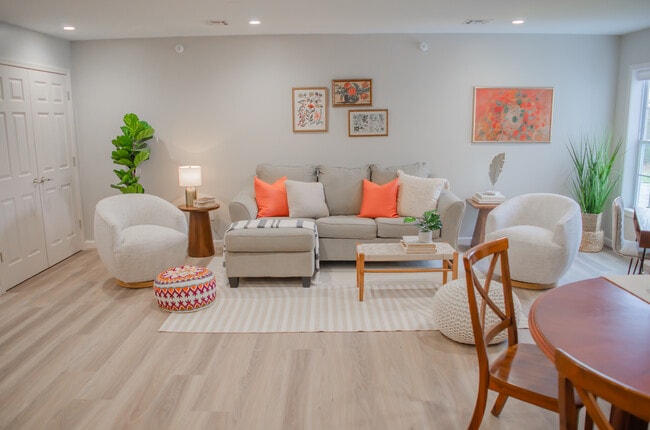 Building Photo - Joslen Commons Apartments