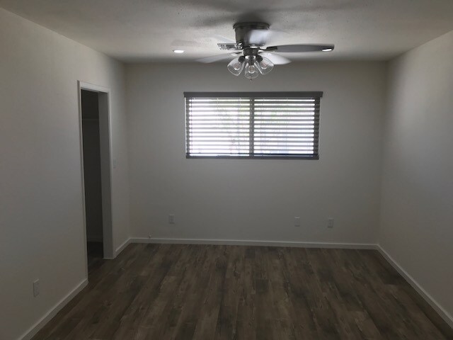 Foto del edificio - 790 Kootenay Dr