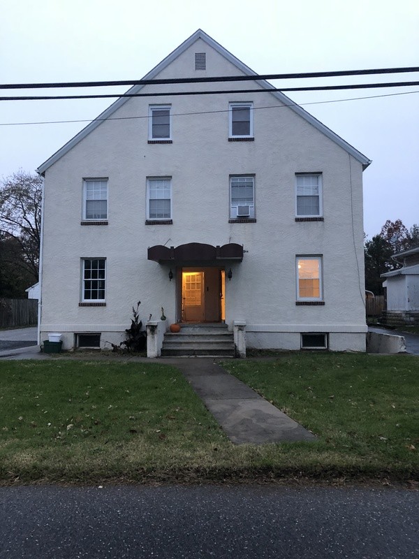 Primary Photo - 9736 Magledt Rd