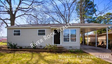 Building Photo - 2113 Muldrow Dr
