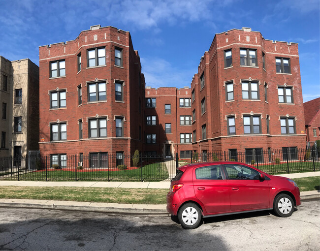 Building Photo - 10742 S Calumet Ave