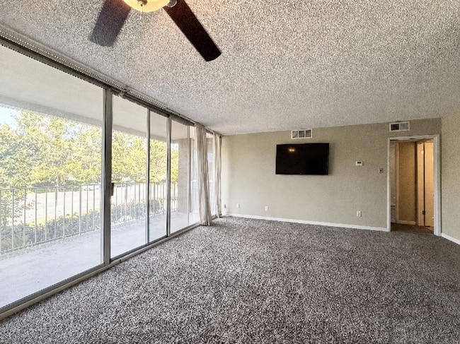 Photo - 710 East 200 South - 2E Apartment