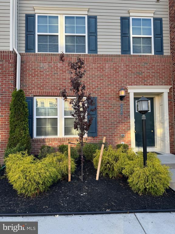 Foto principal - 7562 Warburg Way