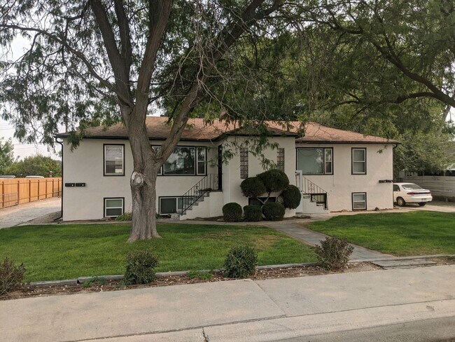 Foto del edificio - 712 S Canyon St
