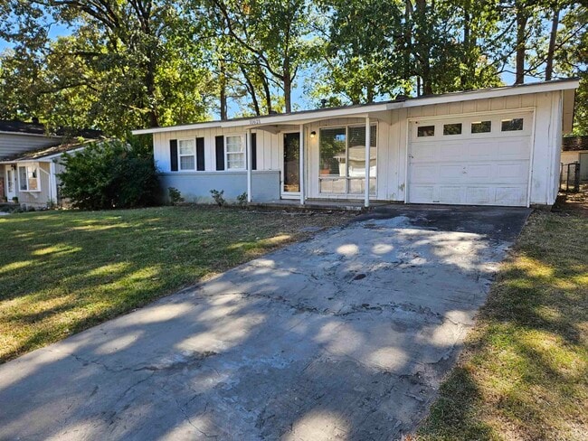 Building Photo - 11621 Chipwood Dr