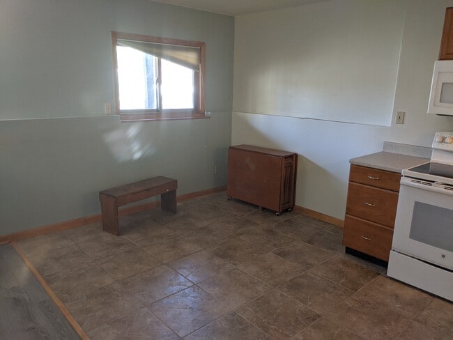 Zona de comedor de la cocina - 1181 Mesa Dr