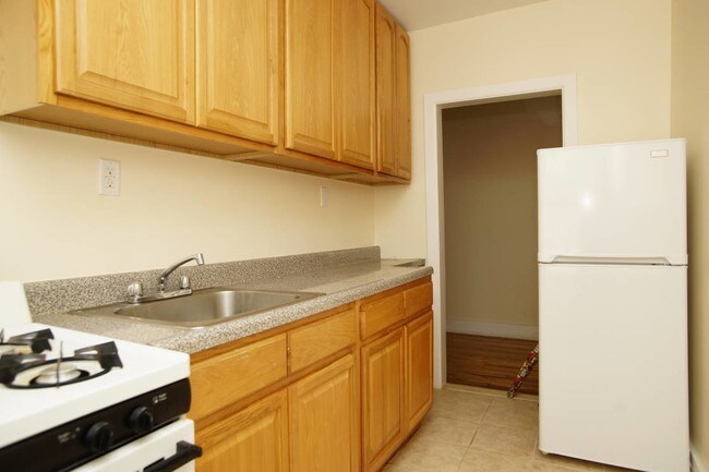 Foto del edificio - 686 E 234th St