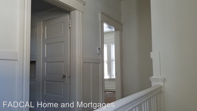 Building Photo - Studio, 1 bath Apartment - 1808 Grant Avenue