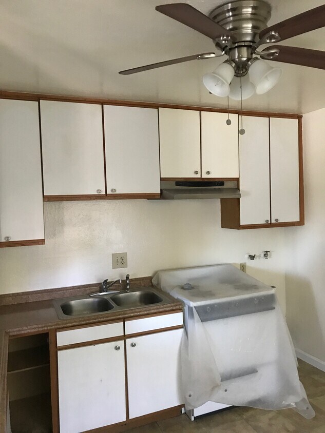 Primary Photo - 1311 E Sonora St