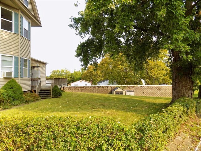 Building Photo - 2280 Freemansburg Ave