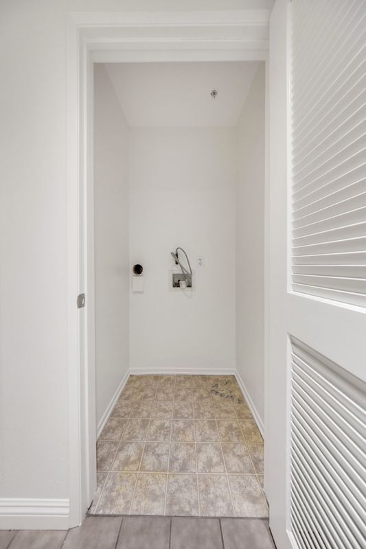 Foto del edificio - 6287 Ancora Ln