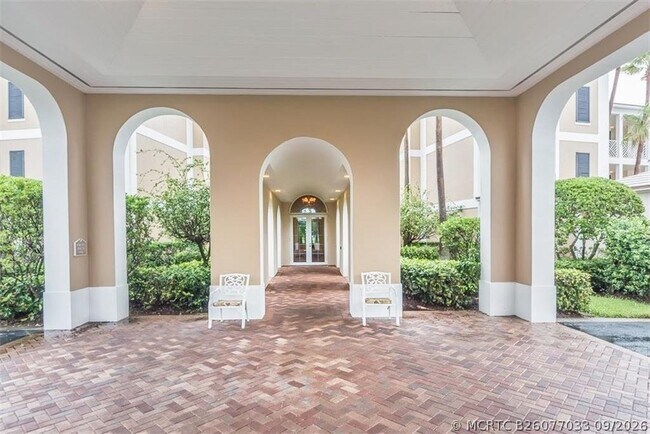 Foto del edificio - 4775 S Harbor Dr