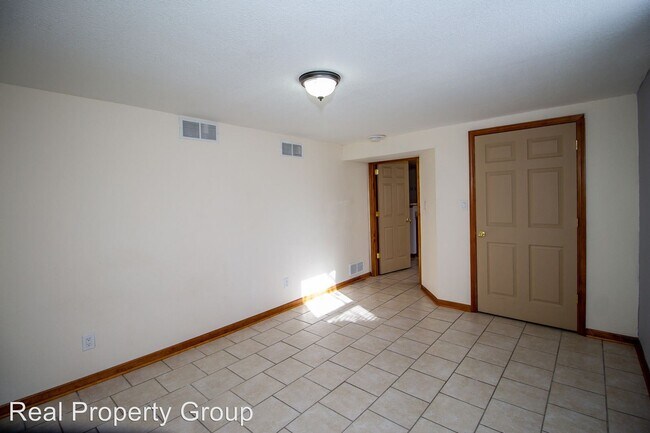 Building Photo - 1106 Hamilton Way