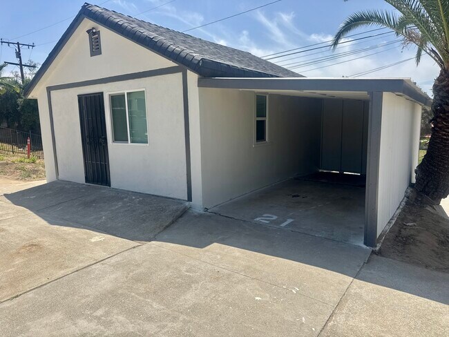 Building Photo - 1390 Prospect Dr