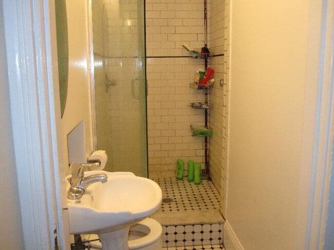 Building Photo - Walk to BU West Campus, Large Deck, Laundr...