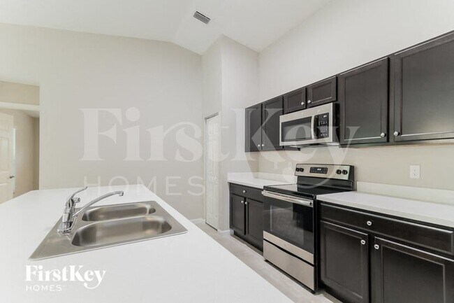 Foto del edificio - 150 Breakwater St SE