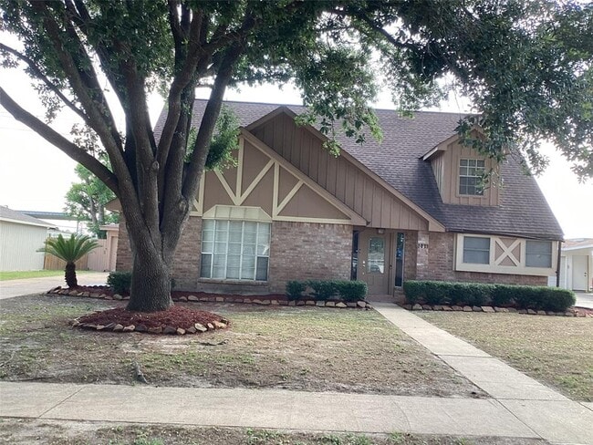 Building Photo - 2031 Millhouse Rd