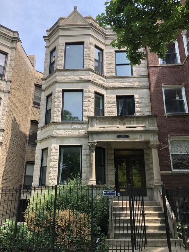 Building Photo - 1927 N Humboldt