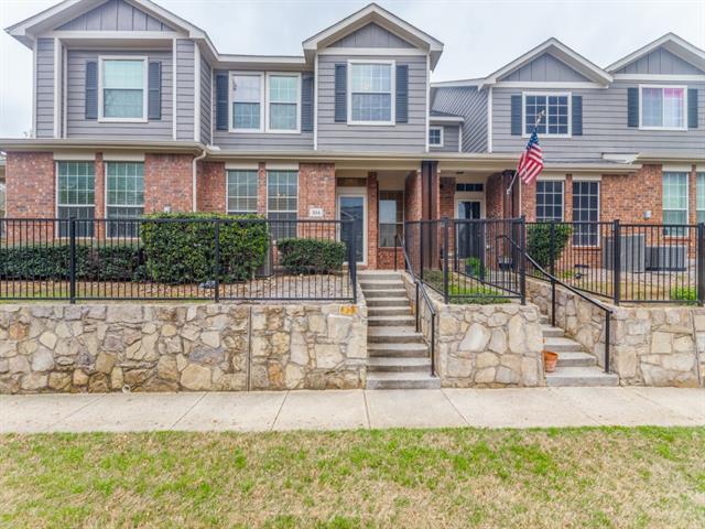 Foto del edificio - 2324 Stoneleigh Pl