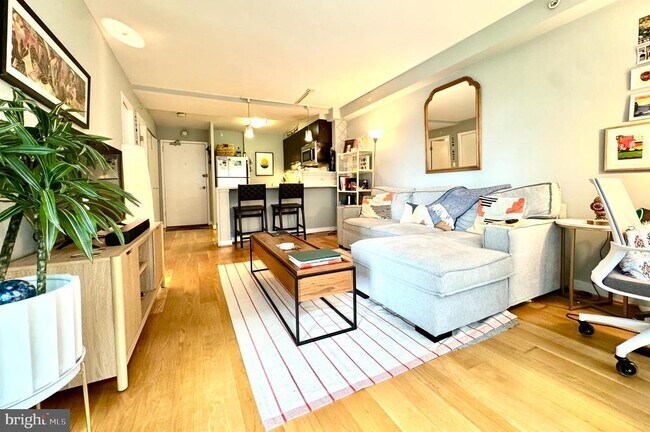 Foto del edificio - 1101 3rd St SW