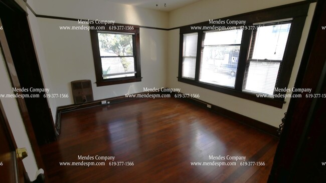 Foto del edificio - Charming 1 Bedroom 1 Bathroom Apartment ne...