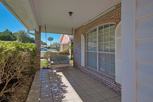 Building Photo - 243 Bay Tree Dr