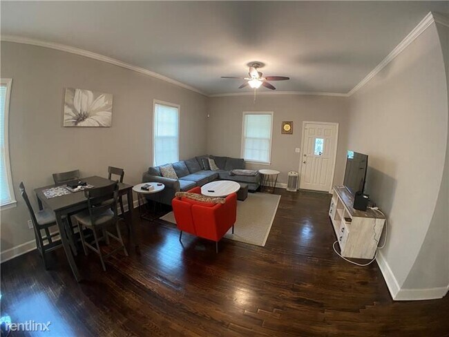 Foto del edificio - 3 br, 2 bath House - 3289 Dogwood Street