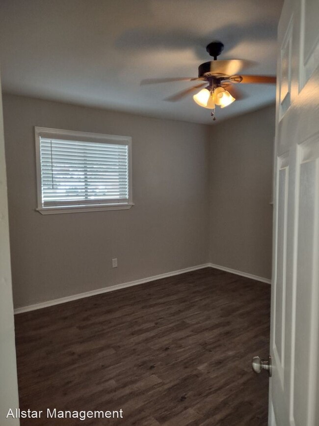 Building Photo - 4 br, 2 bath House - 5261 Wayneland Drive