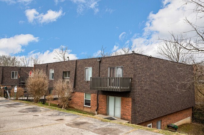 Building Photo - 5466 Beechmont Ave