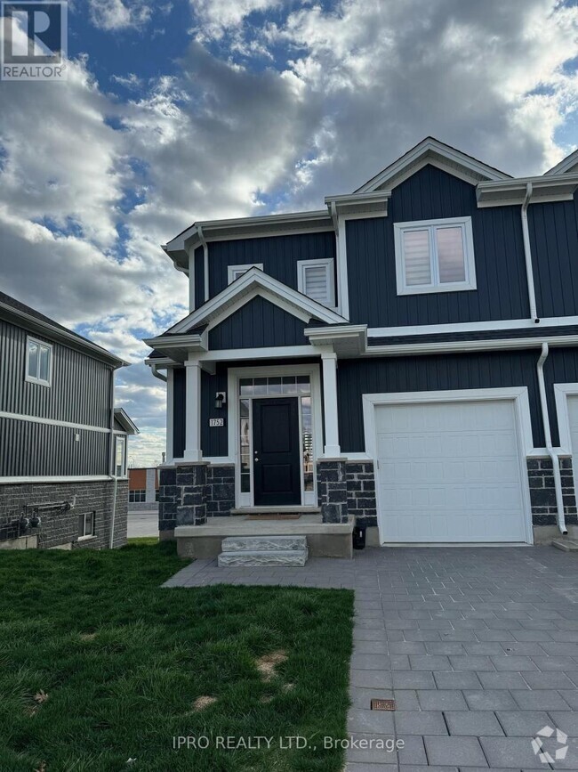 Building Photo - 1752 Finley Cres