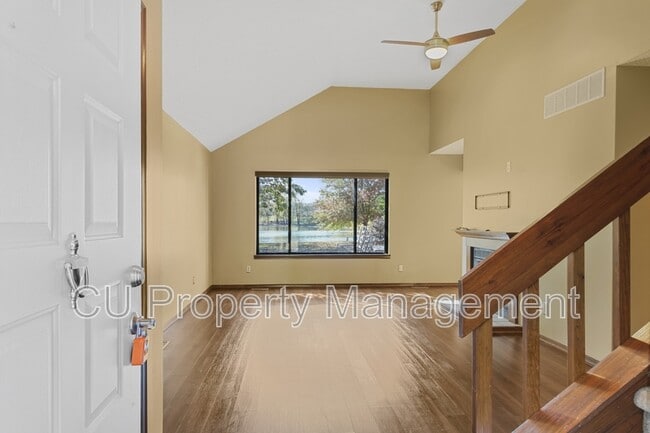 Building Photo - 505 Clearwater Dr