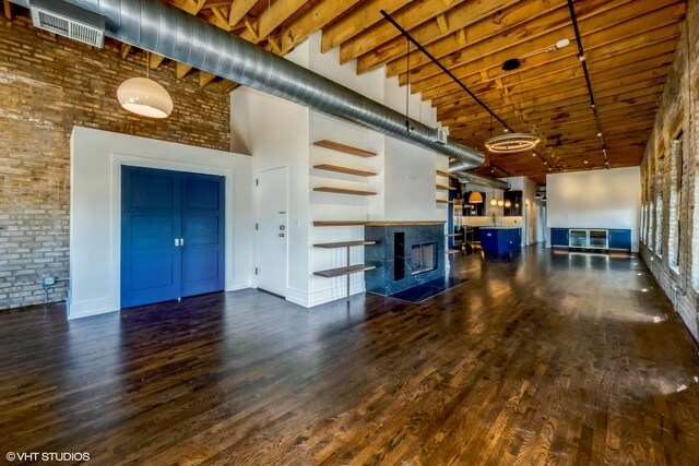Building Photo - 1231 N Honore St