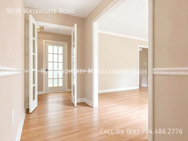 Building Photo - 9608 Watergate Rd