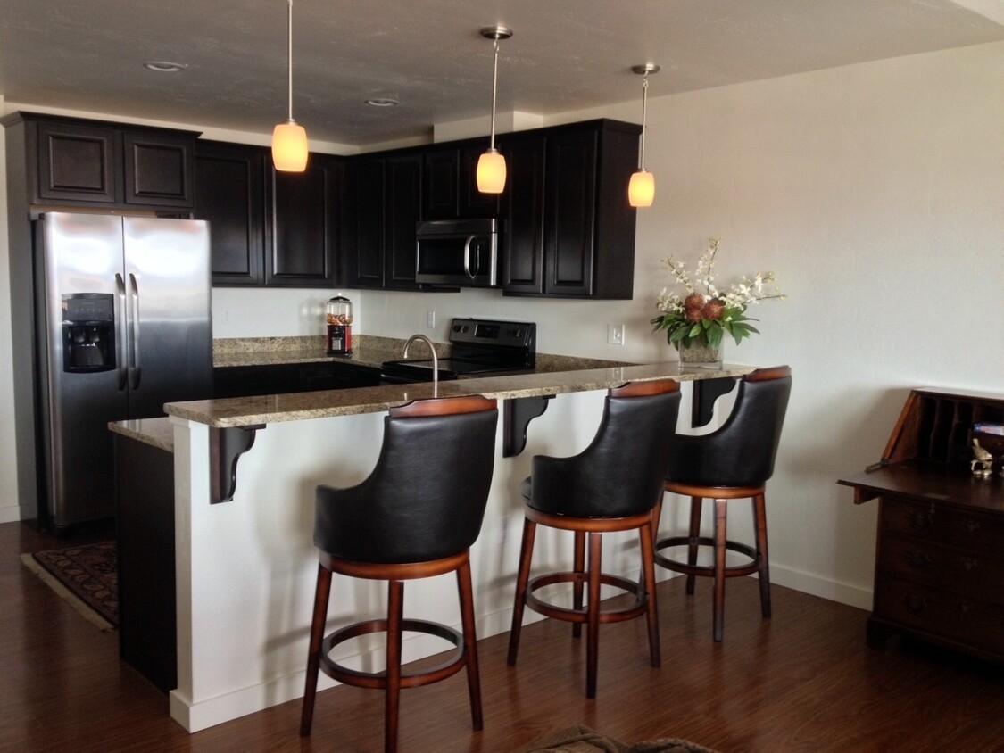 Primary Photo - Beautiful 2 Bedroom 2 Bathroom Apartment