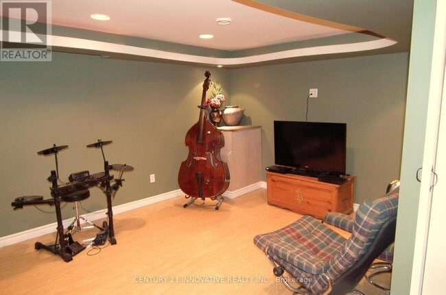 Building Photo - 181 Ormond Dr