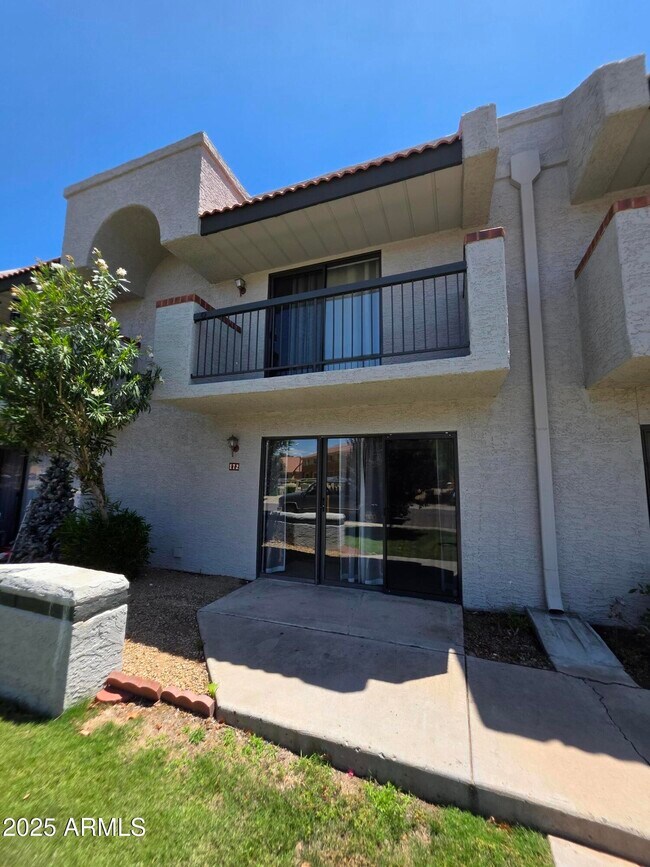 Foto del edificio - 18239 N 40th St