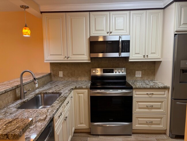 Foto del edificio - 4411 Trevi Ct