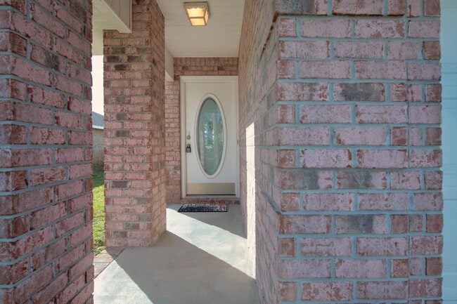 Building Photo - 722 Marsh Harbor Dr